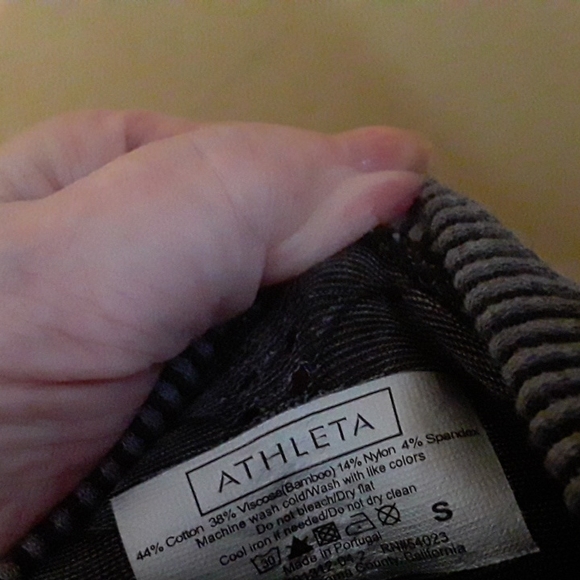 ATHLETA RACERBACK ACTIVEWEAR - Picture 2 of 9